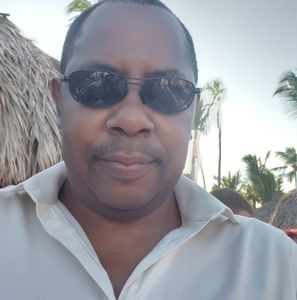 Meet your Posher, Delroy